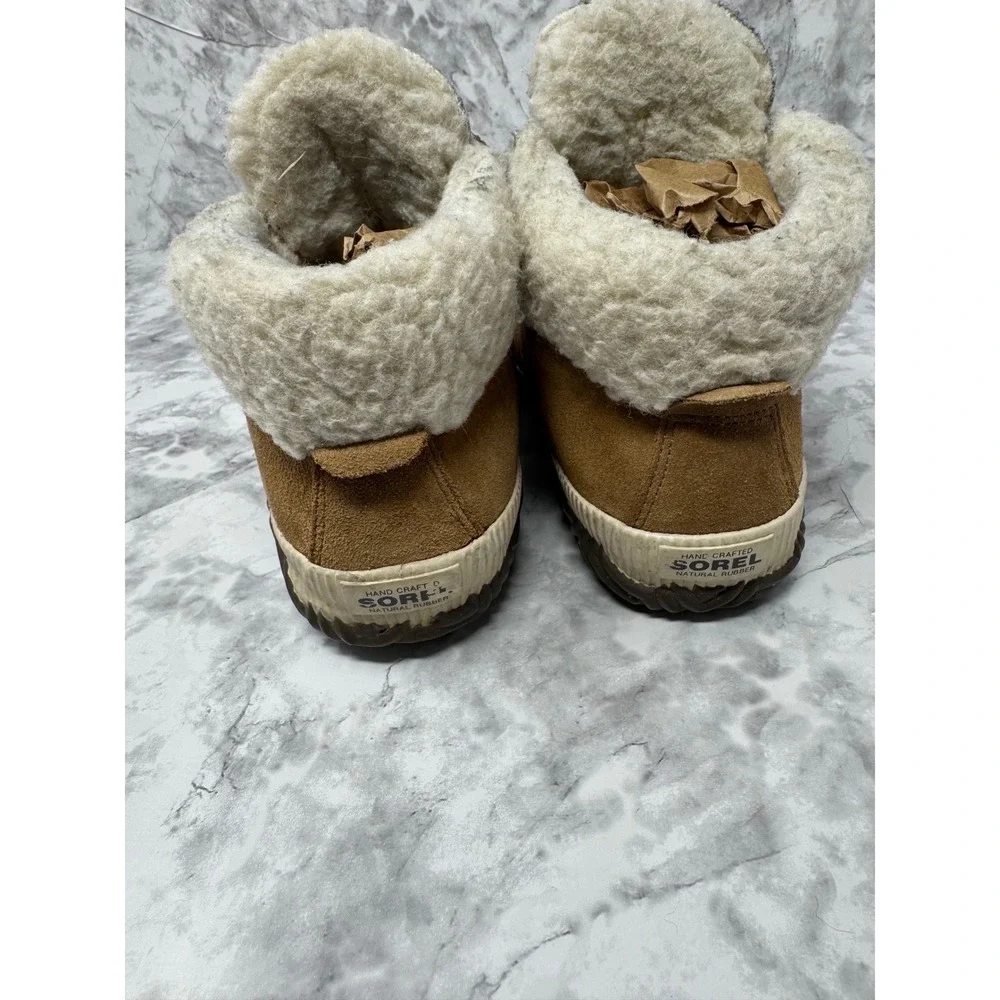 Sorel Out N About Plus🤎 Conquest‎ Waterproof Winter/hiking boots Suede 7